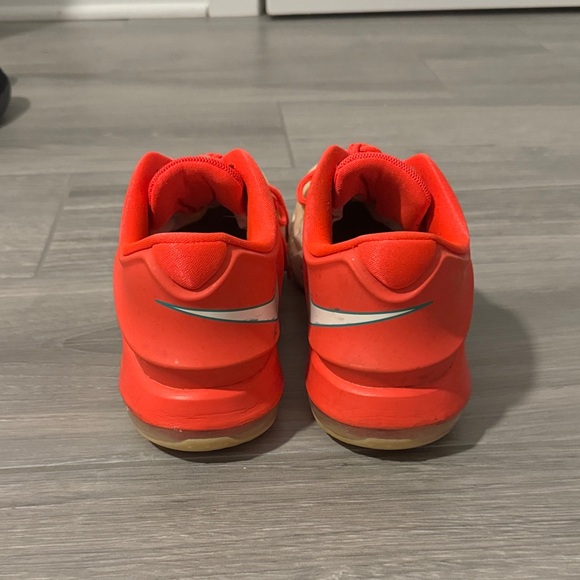 Nike KD Red and Cream Sneakers - Picture 4 of 7
